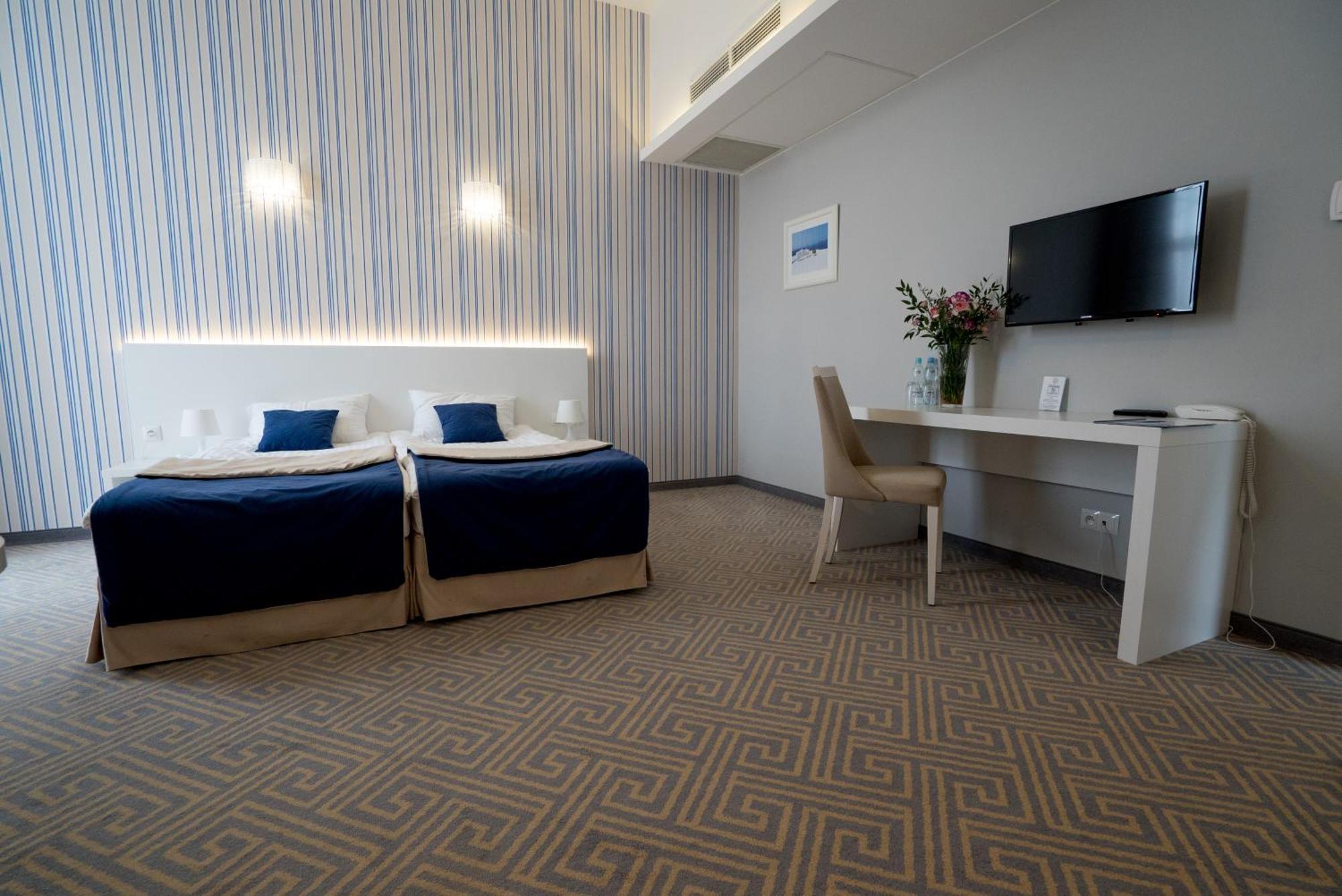 Hotel Aleksandria Седльце Екстер'єр фото
