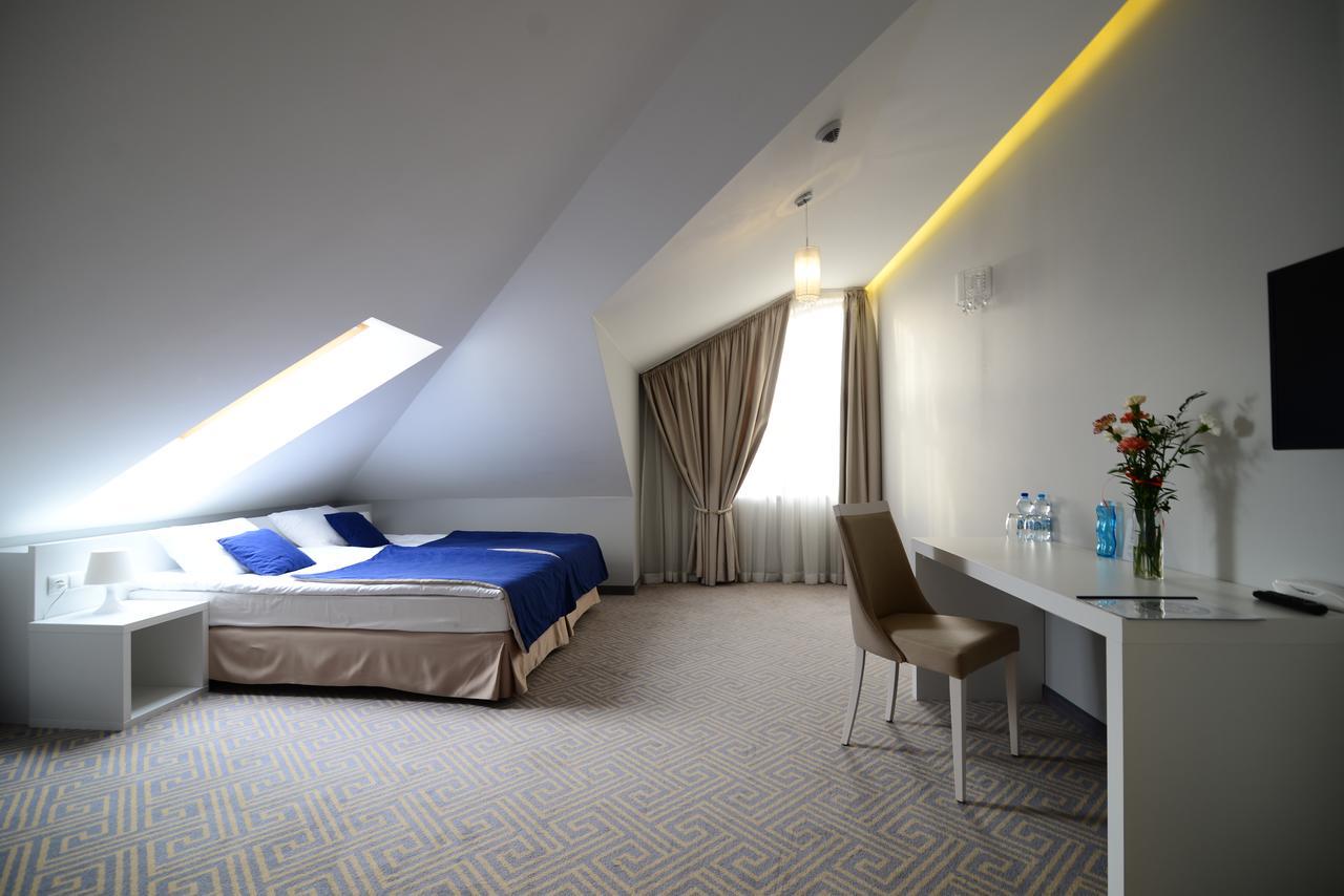 Hotel Aleksandria Седльце Екстер'єр фото
