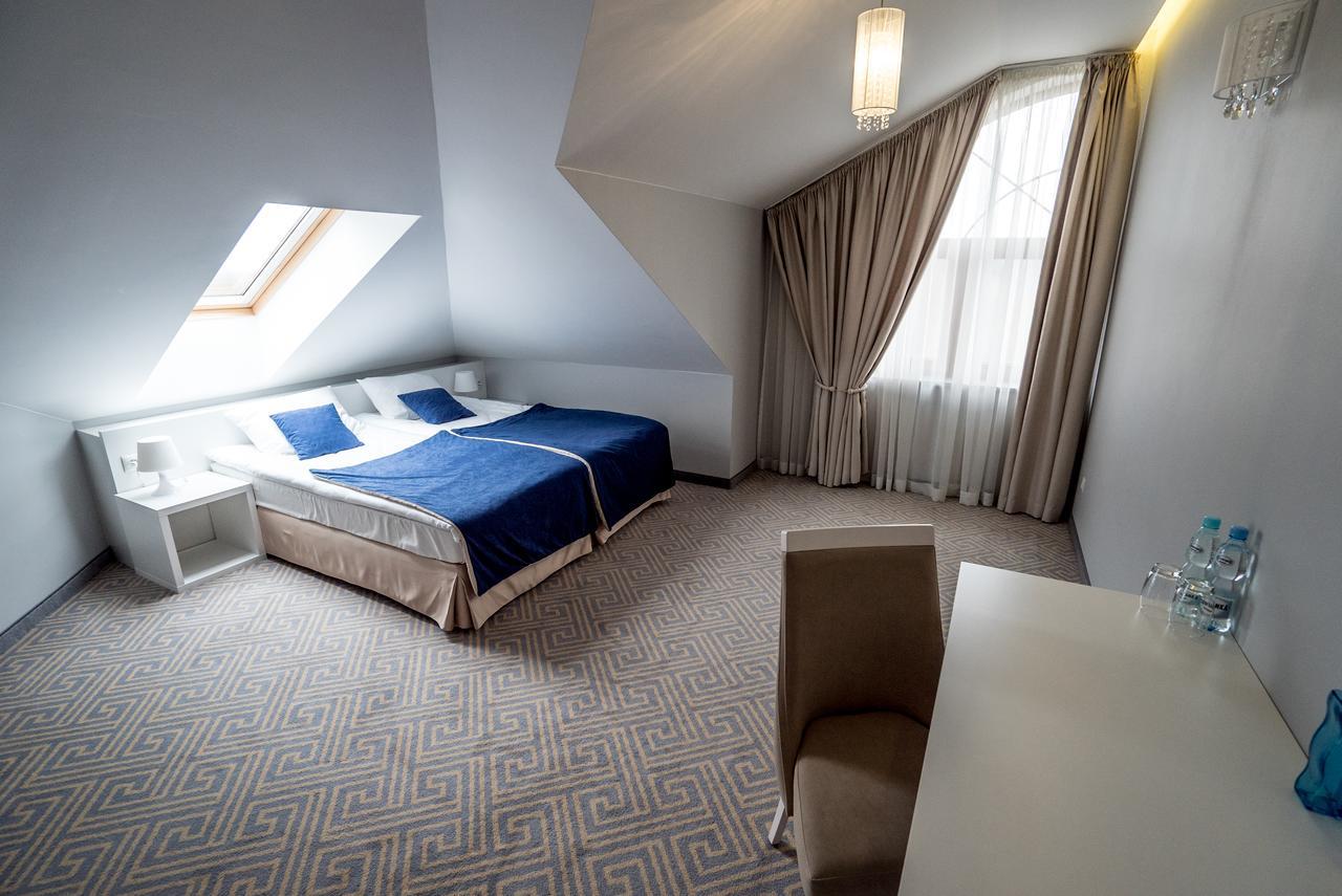 Hotel Aleksandria Седльце Екстер'єр фото